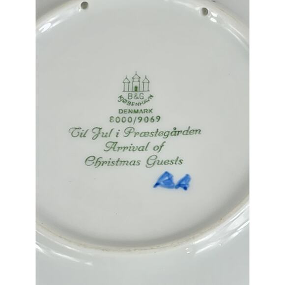 Royal Copenhagen Arrival of Christmas Guests 1969 Wall Decor Blue Plate 7" Vtg - Picture 12 of 13